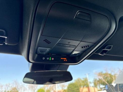 Used 2025 Cadillac XT4 Sport w/ Cold Weather Package FWD image 9