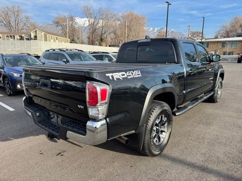 Used 2021 Toyota Tacoma TRD Off-Road image 3