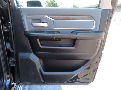 Used 2020 RAM 2500 Big Horn AWD/4WD image 42