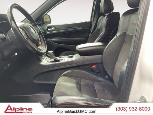 Used 2020 Jeep Grand Cherokee Trailhawk image 9