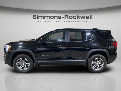Used 2026 GMC Terrain Elevation image 8