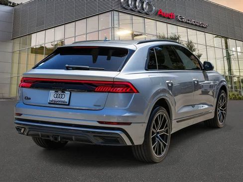 Used 2021 Audi Q8 Premium Plus w/ Premium Plus Package AWD/4WD image 4