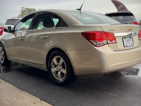 Used 2013 Chevrolet Cruze LT FWD image 4