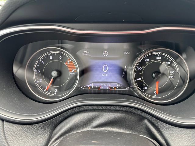 Used 2019 Jeep Cherokee Limited AWD/4WD image 18