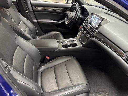 Used 2022 Honda Accord Sport image 9