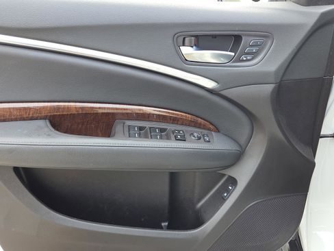 Used 2020 Acura MDX FWD image 24
