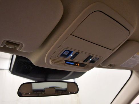 Used 2023 Ford Explorer XLT w/ Equipment Group 202A image 27