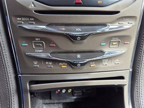 Used 2015 Lincoln MKX AWD w/ Equipment Group 101A image 34
