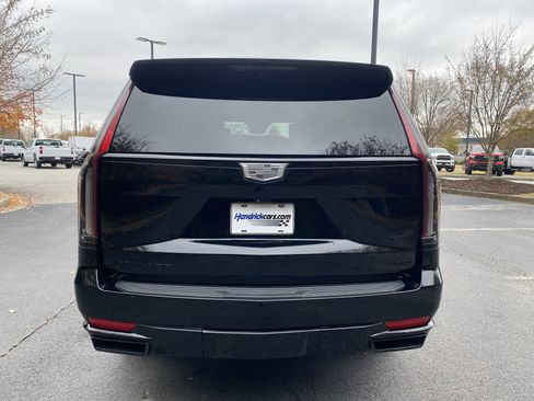 Used 2023 Cadillac Escalade Sport Platinum w/ LPO, ONYX Package image 8