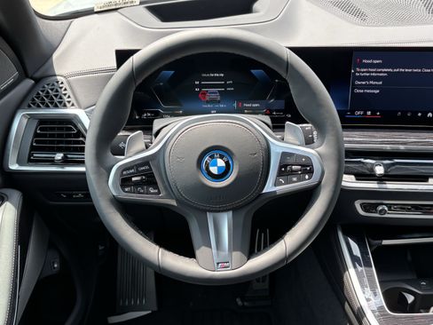 New 2026 BMW X5 xDrive50e w/ M Sport Package AWD/4WD image 18