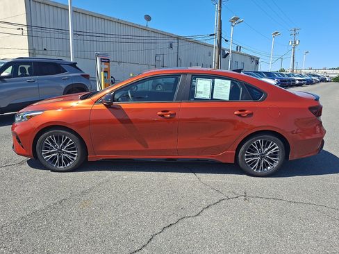 Used 2023 Kia Forte GT-Line w/ GT-Line Premium Package FWD image 7