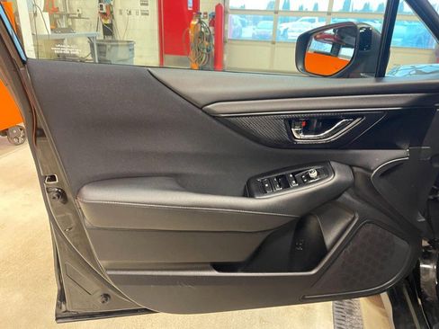 Used 2023 Subaru Outback Premium image 19