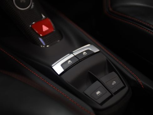 Used 2017 Ferrari 488 Spider RWD image 37