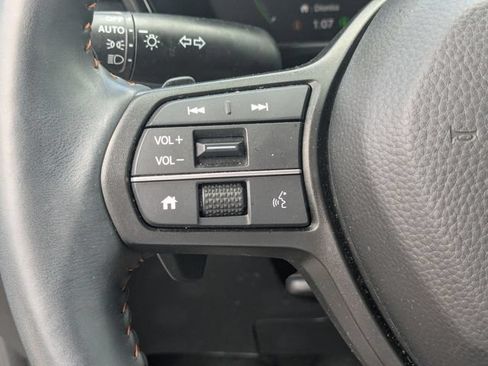 Used 2025 Honda CR-V Sport-L image 17