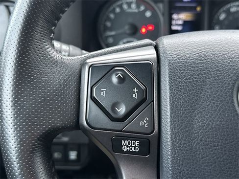 Used 2019 Toyota Tacoma TRD Off-Road image 16