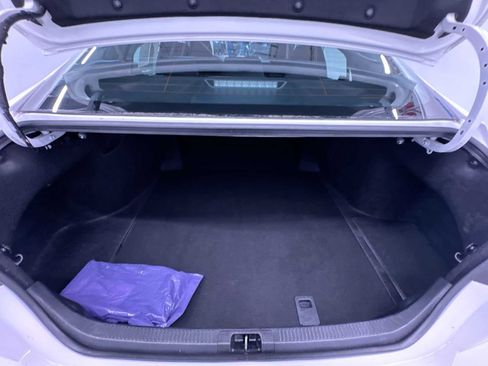 Used 2025 Toyota Camry LE image 41