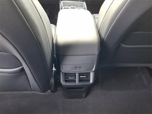 New 2026 Chevrolet Equinox LT w/ Convenience Package II image 16