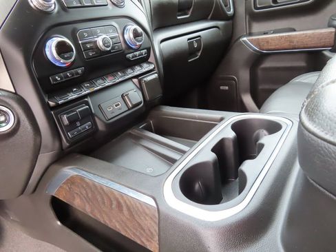 Certified 2022 GMC Sierra 1500 Denali w/ Denali Reserve Package AWD/4WD image 23