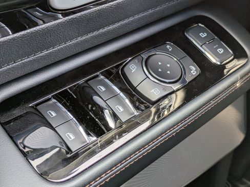 New 2026 Lincoln Aviator Reserve image 30