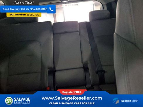 Used 2018 Hyundai Santa Fe Sport w/ 2.4L Value Package 02 image 4