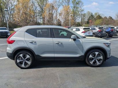 Used 2025 Volvo XC40 B5 Plus w/ Protection Package Premier