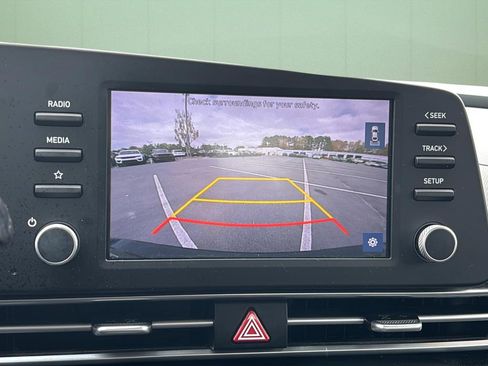 Used 2022 Hyundai Elantra SEL w/ Preferred Accessory Package image 30