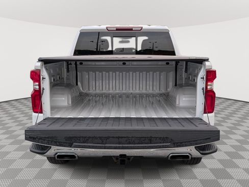 Used 2023 Chevrolet Silverado 1500 LTZ w/ LTZ Premium Package AWD/4WD image 14