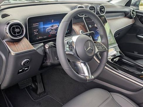 New 2026 Mercedes-Benz GLC 300 4MATIC image 3