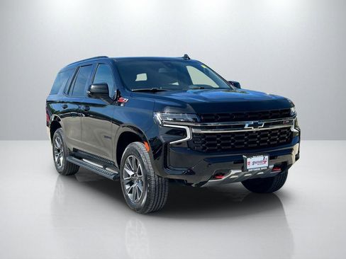 Used 2021 Chevrolet Tahoe Z71 w/ Z71 Signature Package image 3