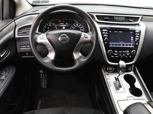 Used 2017 Nissan Murano SV w/ Visibility Package image 13