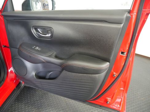 Used 2024 Honda HR-V Sport image 5