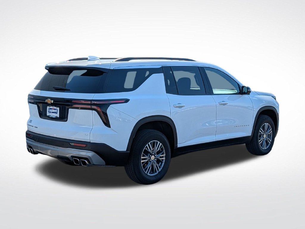 Used 2024 Chevrolet Traverse LT AWD/4WD image 3