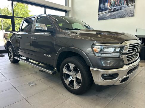 Used 2022 RAM 1500 Laramie AWD/4WD image 4