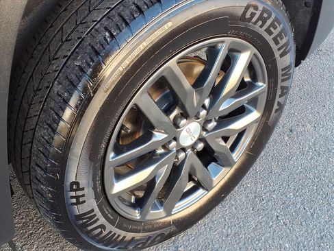 Used 2019 GMC Acadia SLT w/ LPO, Floor Liner Package image 13