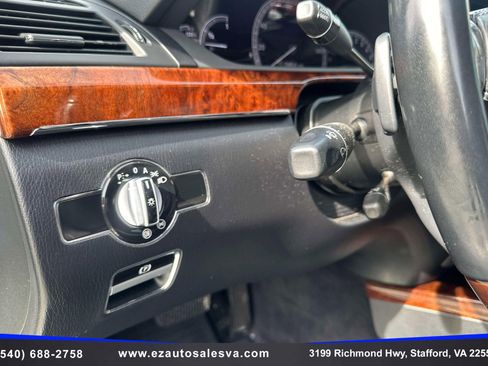 Used 2010 Mercedes-Benz S 550 4MATIC image 17