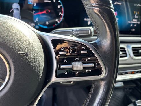 Used 2021 Mercedes-Benz GLE 350 GLE 350 4MATIC Sport Utility 4 w/ Premium Package image 30