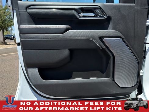 Used 2025 GMC Sierra 2500 AT4X AWD/4WD image 18