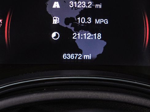 Used 2018 Dodge Durango R/T w/ Blacktop Package image 19