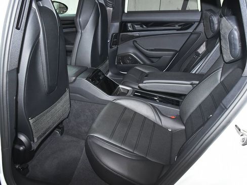 Used 2025 Porsche Panamera 4 image 53