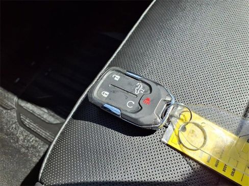 Used 2019 GMC Sierra 1500 SLT w/ SLT Premium Plus Package image 17