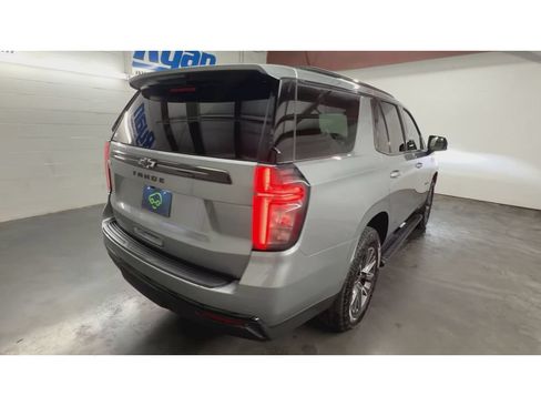 Used 2024 Chevrolet Tahoe Z71 w/ Luxury Package AWD/4WD image 8
