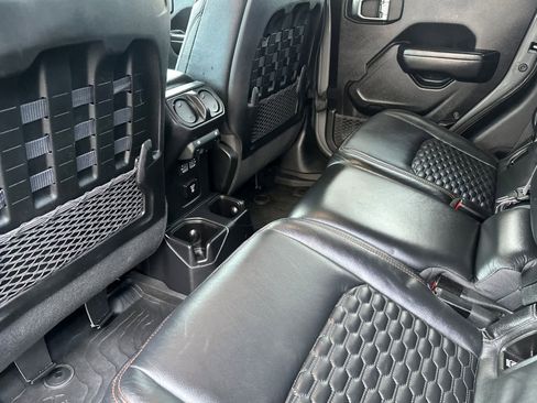 Used 2021 Jeep Gladiator Mojave AWD/4WD image 4