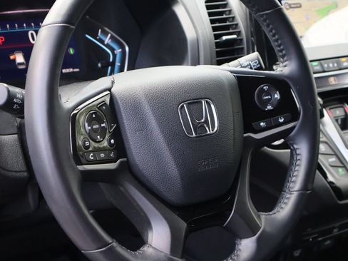 Certified 2024 Honda Odyssey Touring image 19