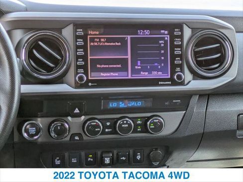 Used 2022 Toyota Tacoma TRD Sport w/ Technology Package image 17