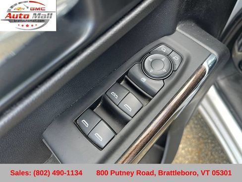 Used 2022 Chevrolet Silverado 1500 LT AWD/4WD image 12