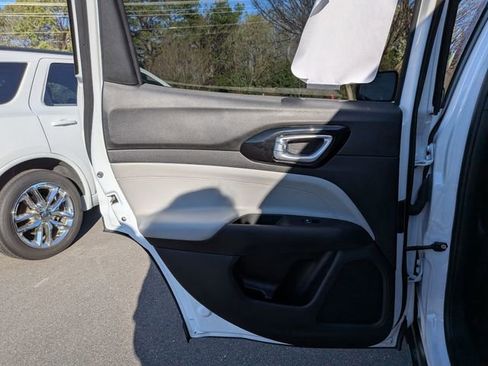 Used 2024 Jeep Compass Limited image 24