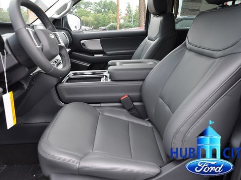 New 2026 Ford Expedition Max Active RWD image 10