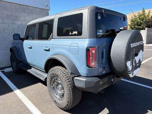 Used 2025 Ford Bronco Outer Banks w/ Sasquatch Package AWD/4WD image 3