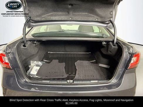 Used 2024 Subaru Legacy Premium image 26