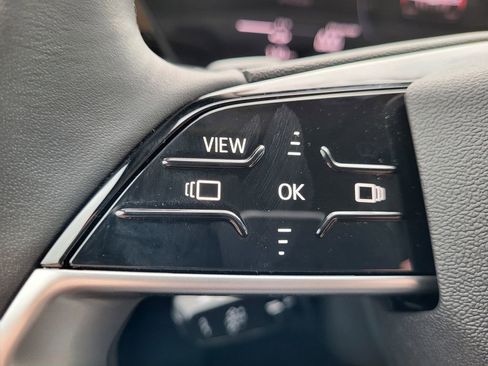 New 2025 Audi Q6 e-tron Premium image 16